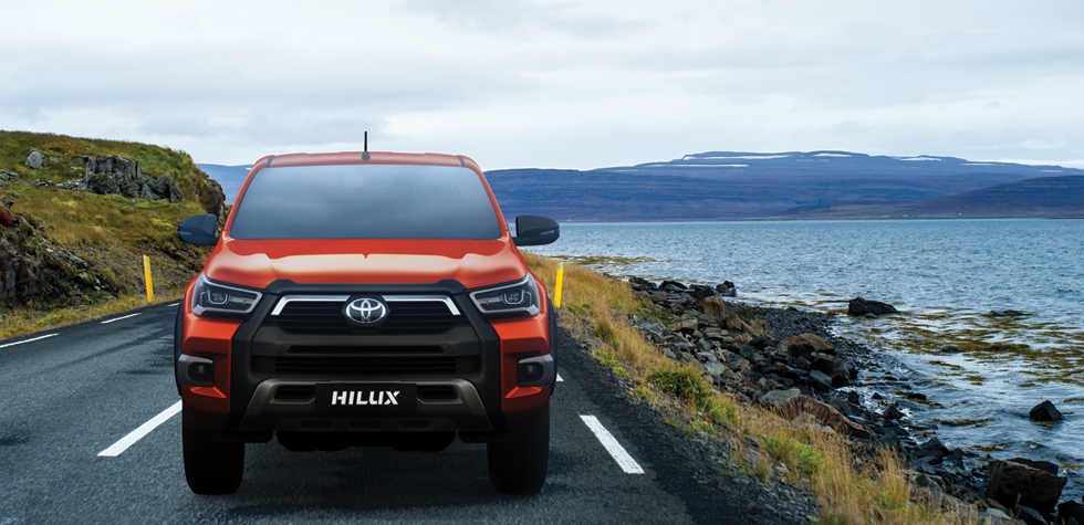 Hilux 2.4L 4x2 AT